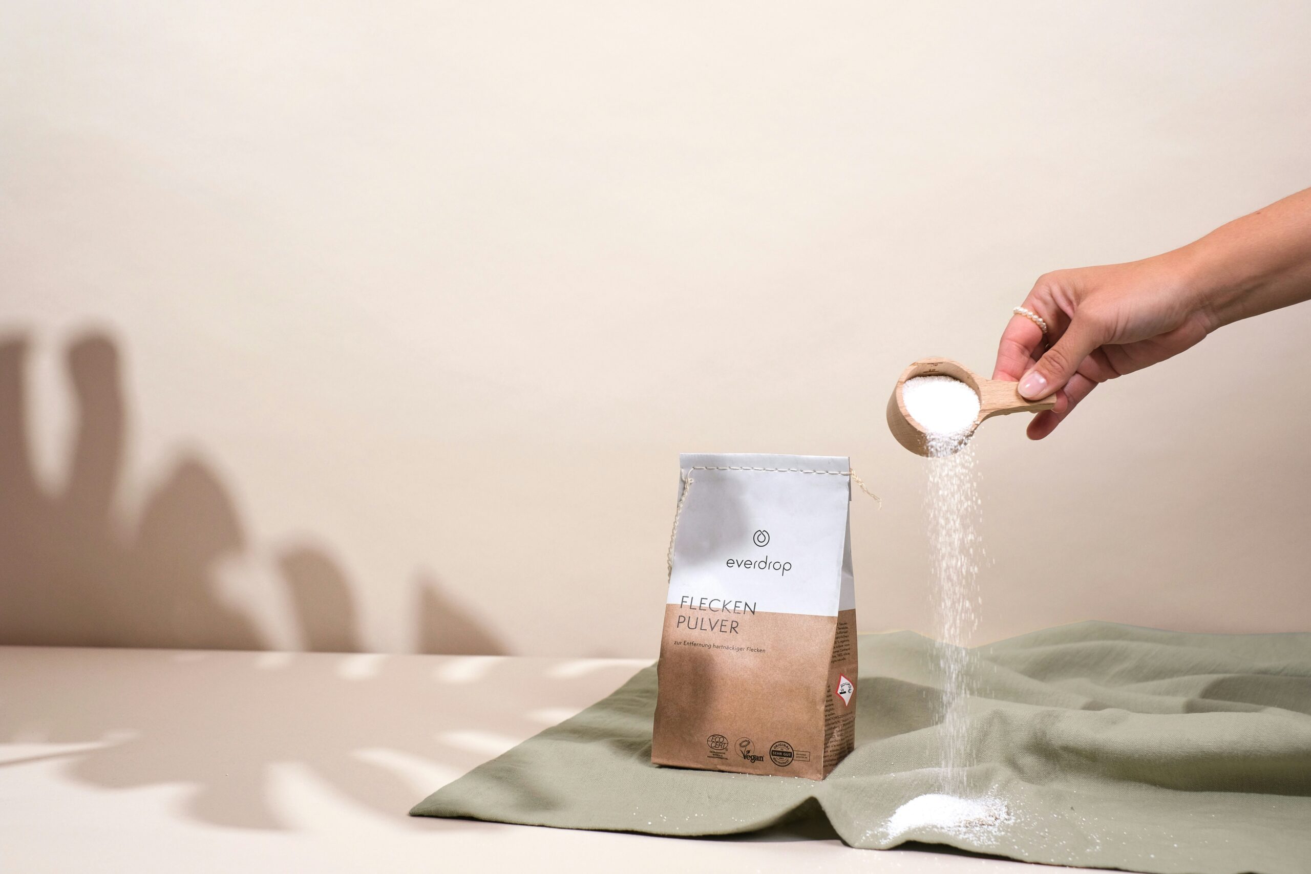Careful premium tea packing